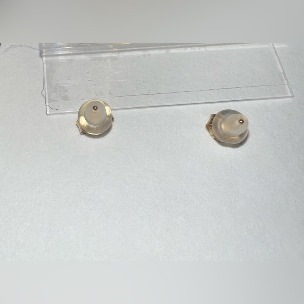 14 K GOLD PEARL Earrings - Picture 3 of 3